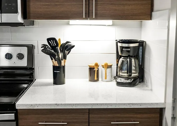 Apartment Modern Executive 1br King Bed - Walk To West 7th